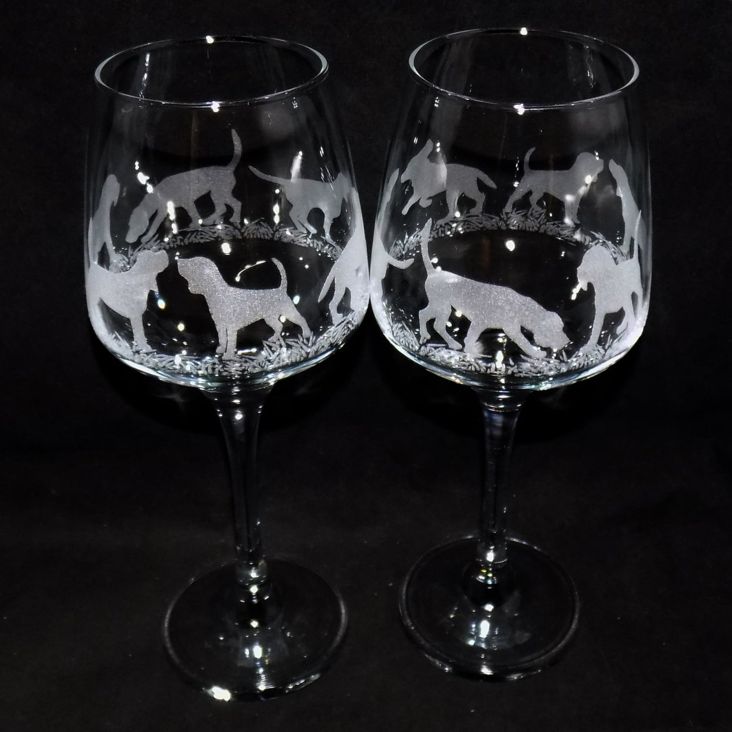 Beagle Stemmed Wine Glass