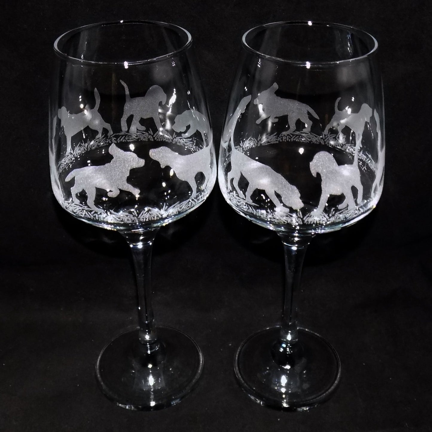 Beagle Stemmed Wine Glass