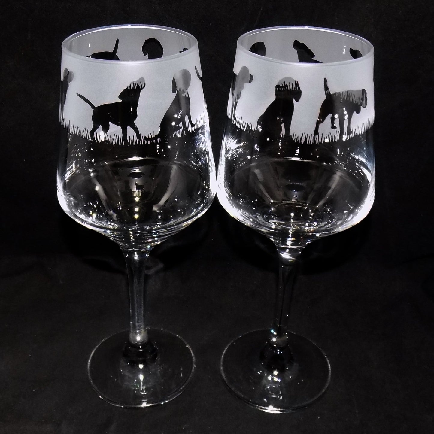 Beagle Stemmed Wine Glass