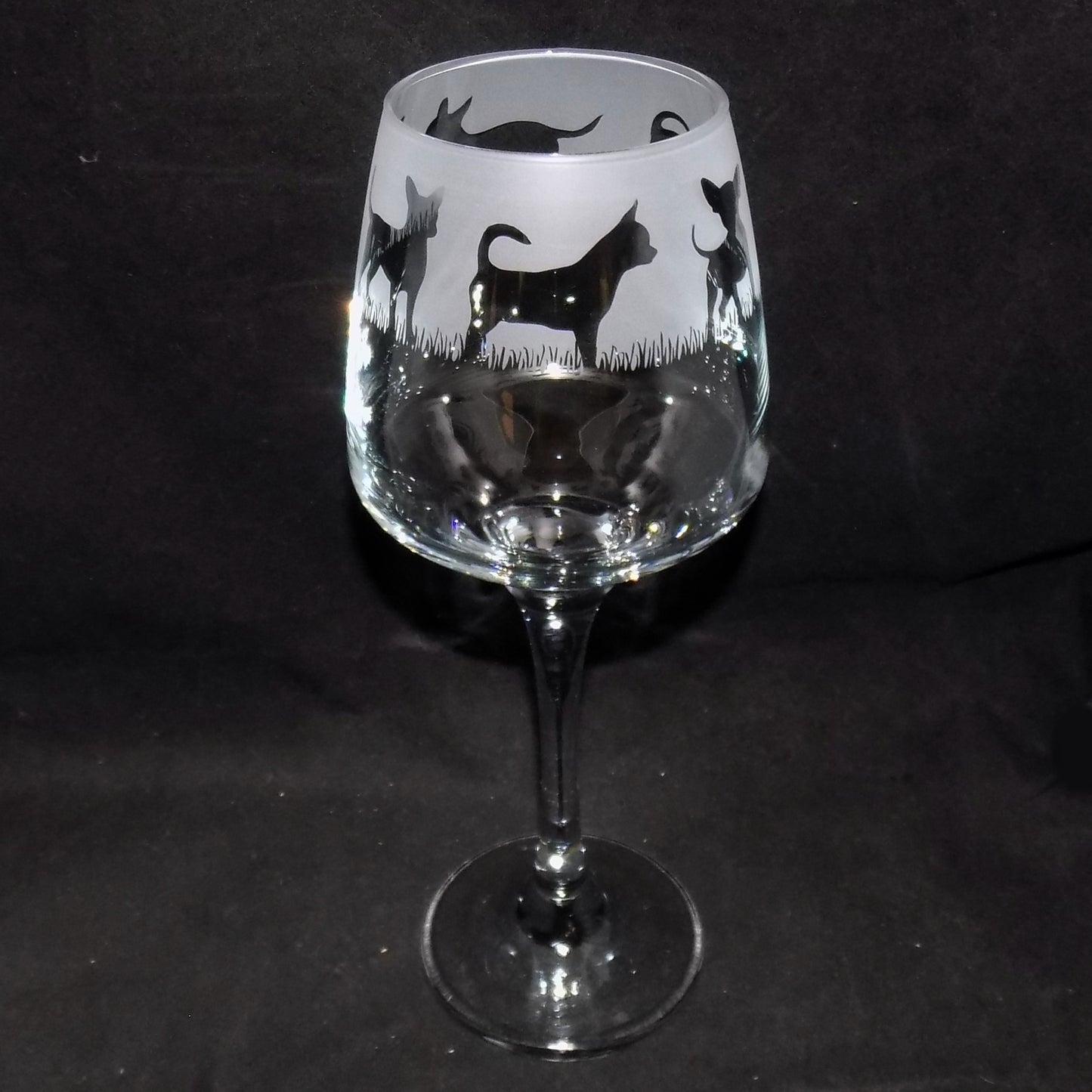 Chihuahua (Short Haired) Stemmed Wine Glass