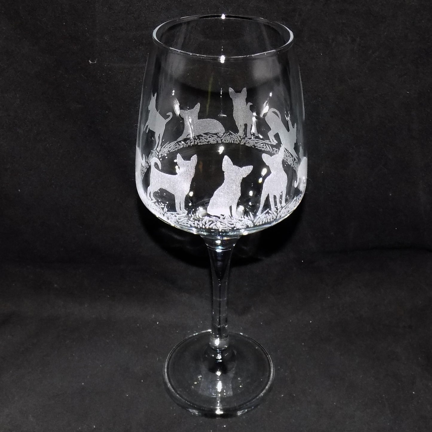 Chihuahua (Short Haired) Stemmed Wine Glass