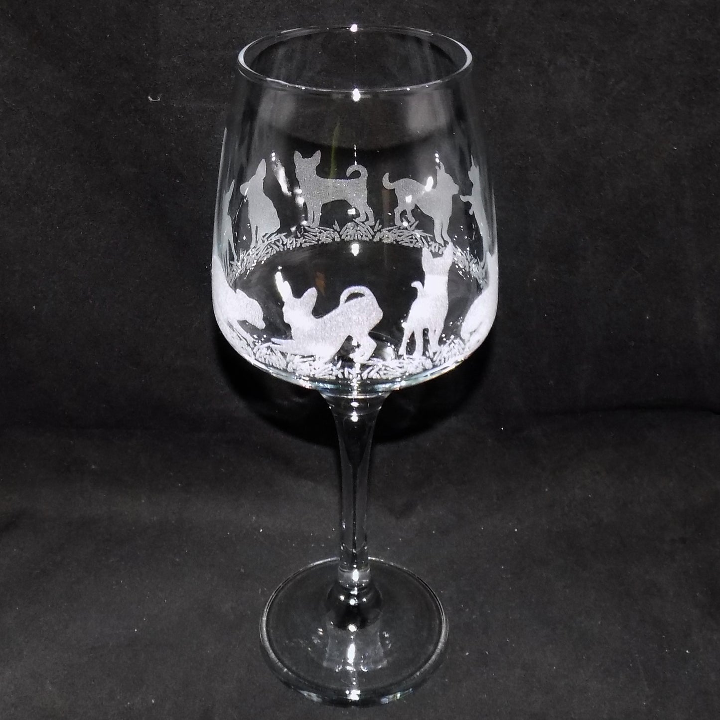Chihuahua (Short Haired) Stemmed Wine Glass