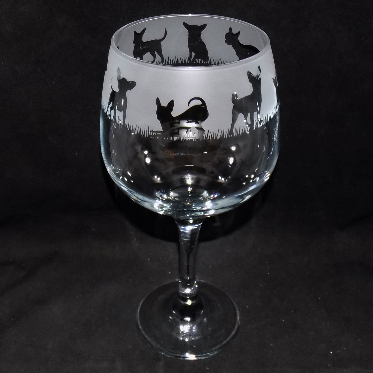Chihuahua (Short Haired) Gin Glass