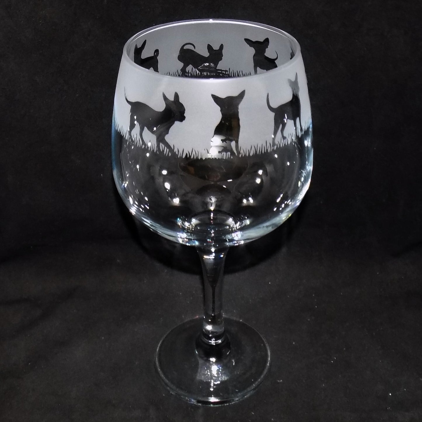 Chihuahua (Short Haired) Gin Glass