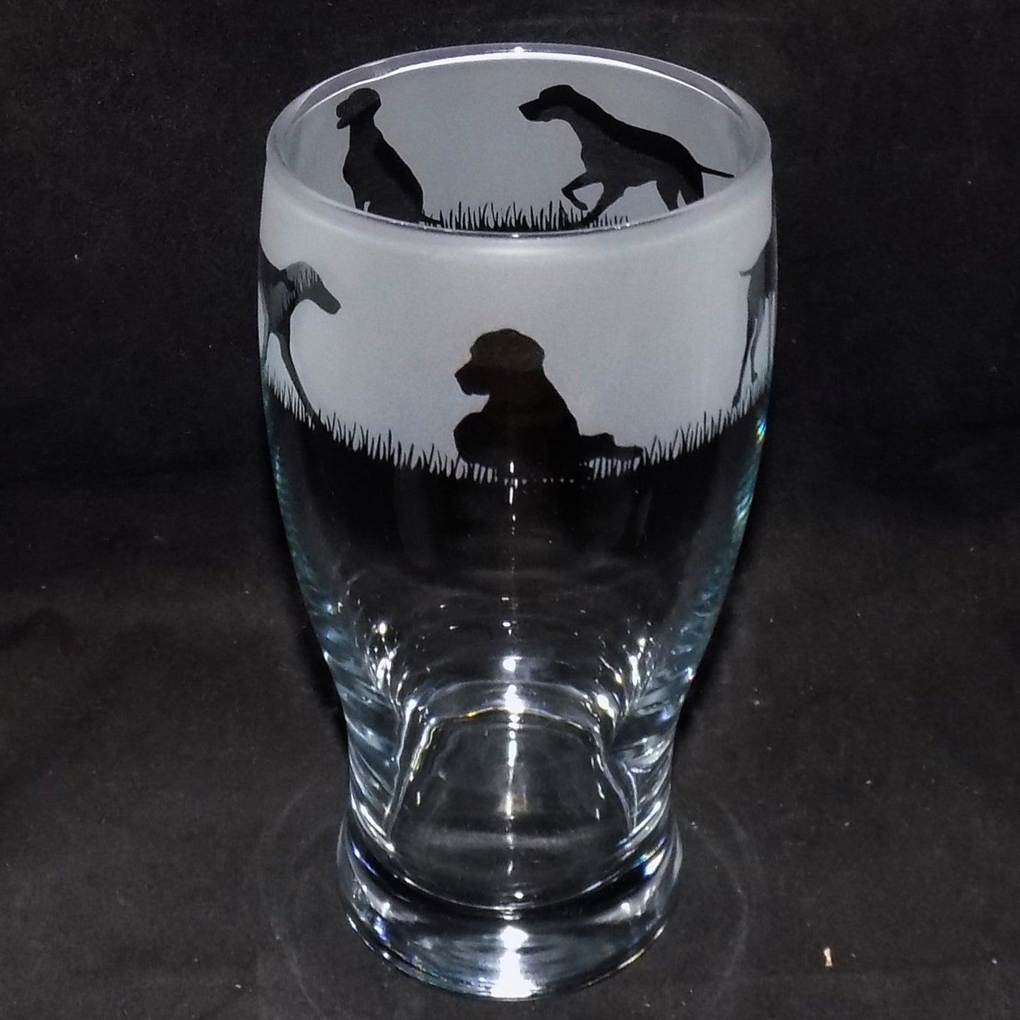 German Pointer Pint Glass