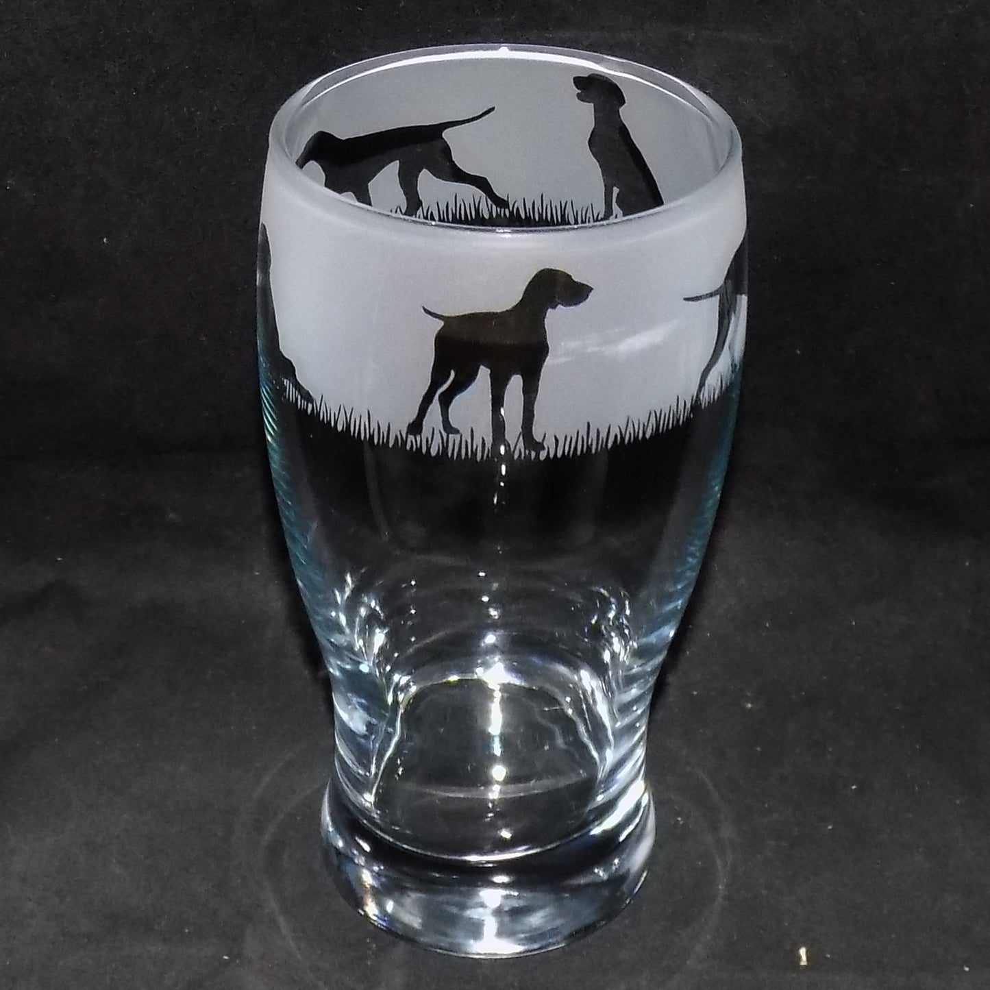 German Pointer Pint Glass