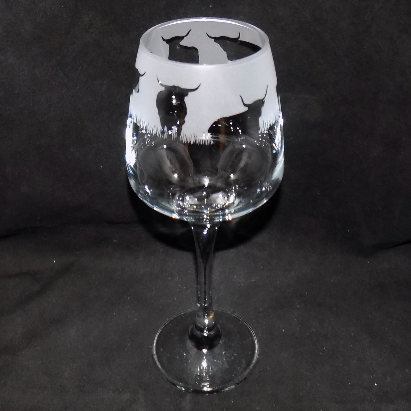 Highland Cow Stemmed Wine Glass