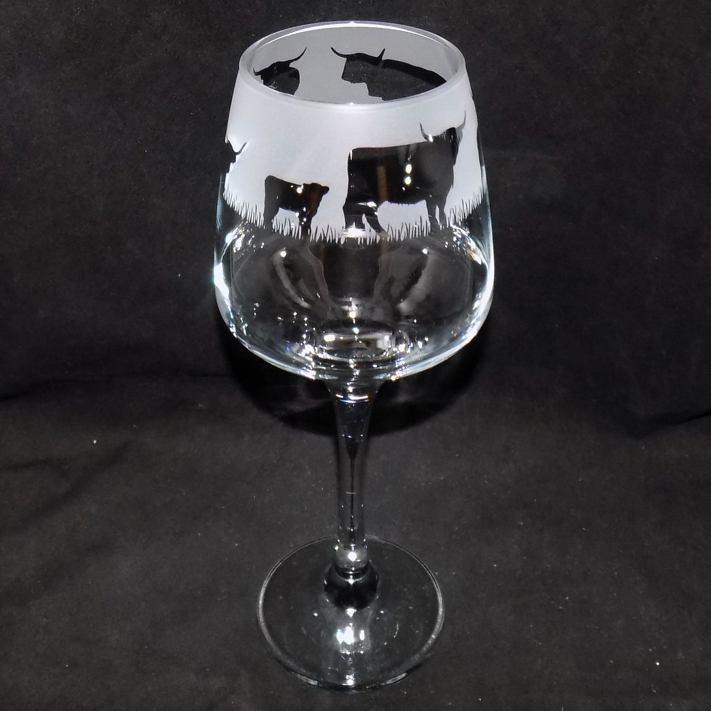 Highland Cow Stemmed Wine Glass