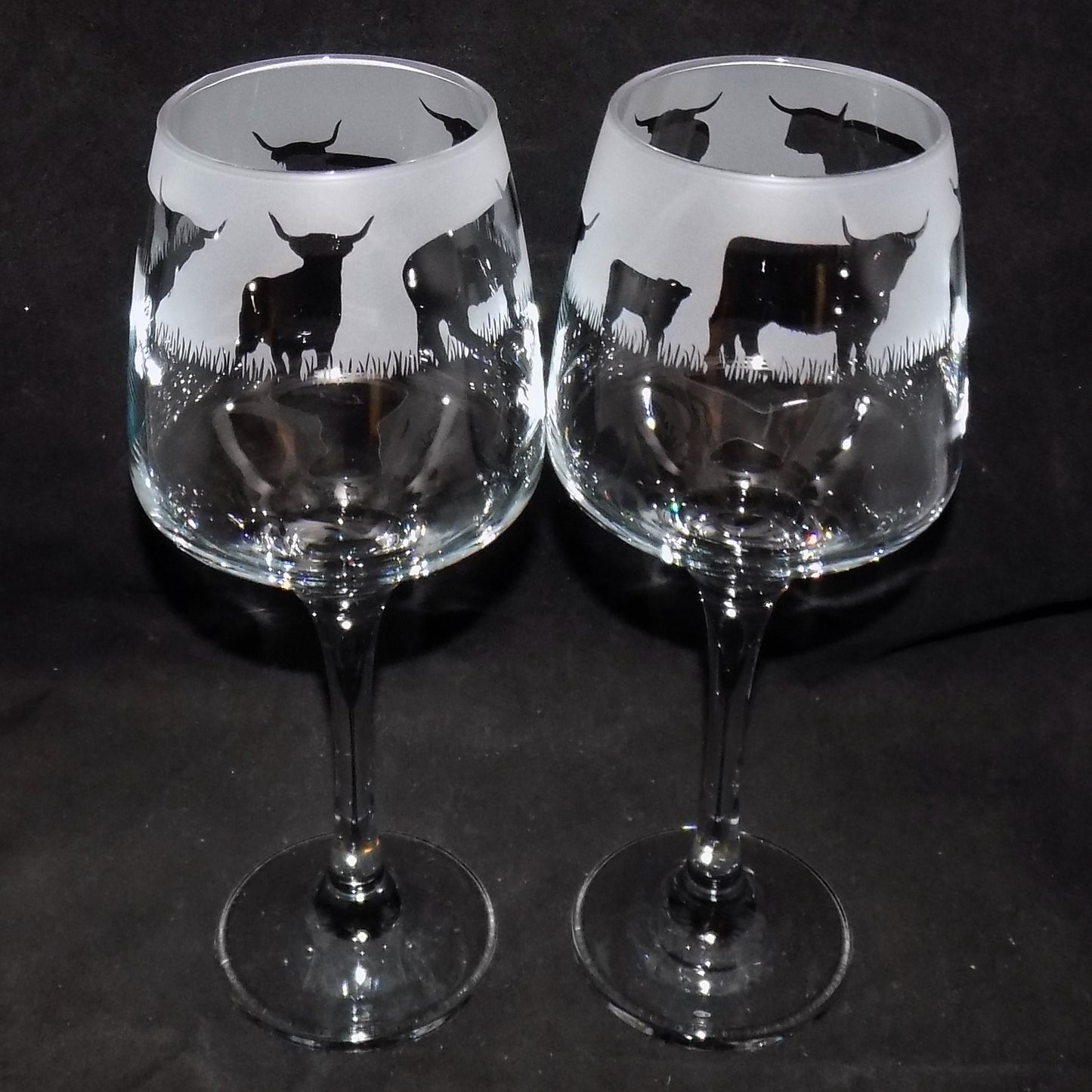 Highland Cow Stemmed Wine Glass