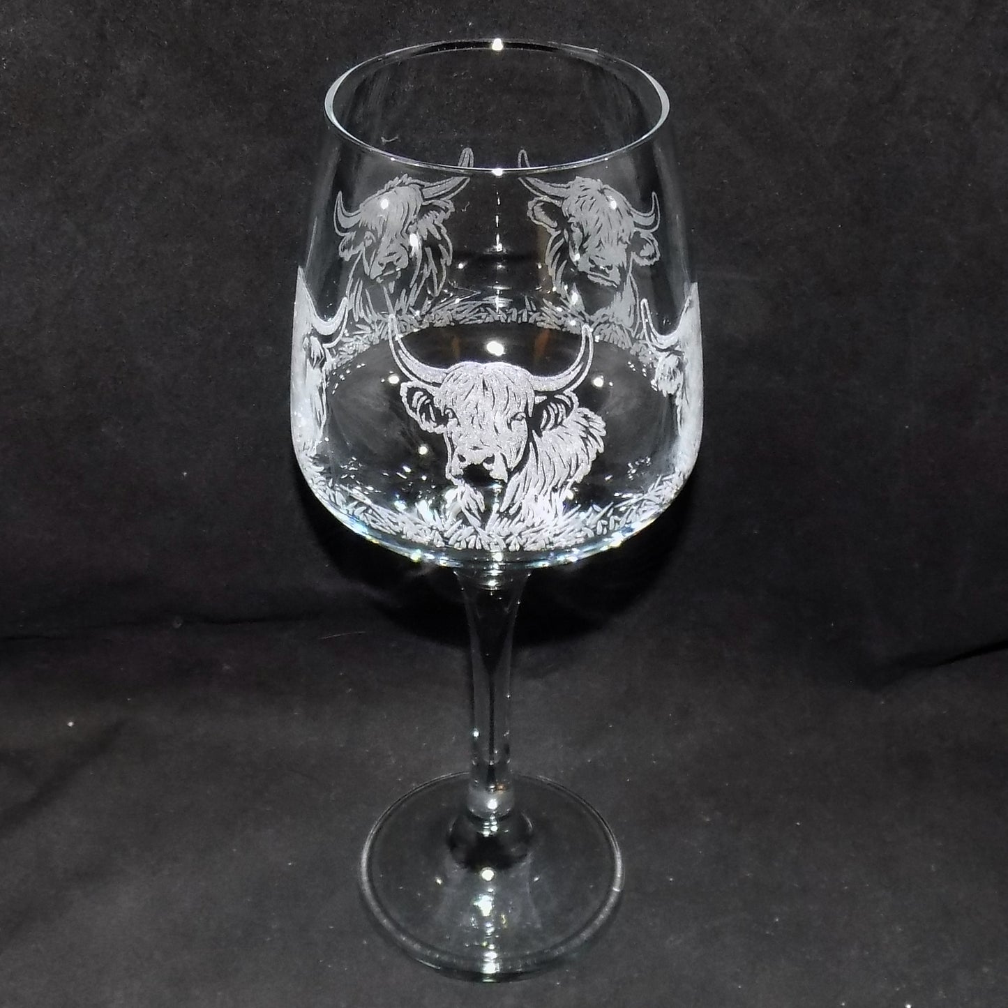 Highland Cow Stemmed Wine Glass