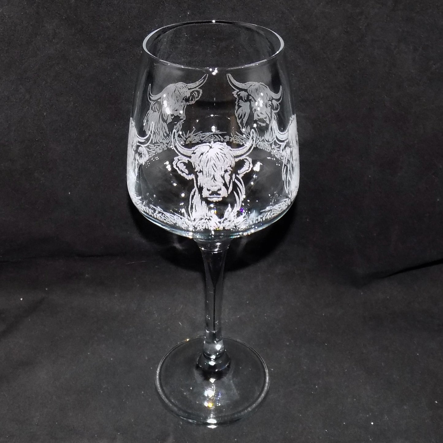 Highland Cow Stemmed Wine Glass
