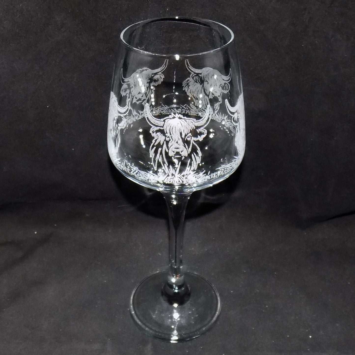 Highland Cow Stemmed Wine Glass