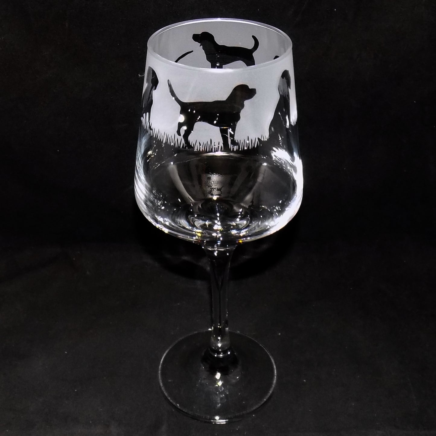 Beagle Stemmed Wine Glass