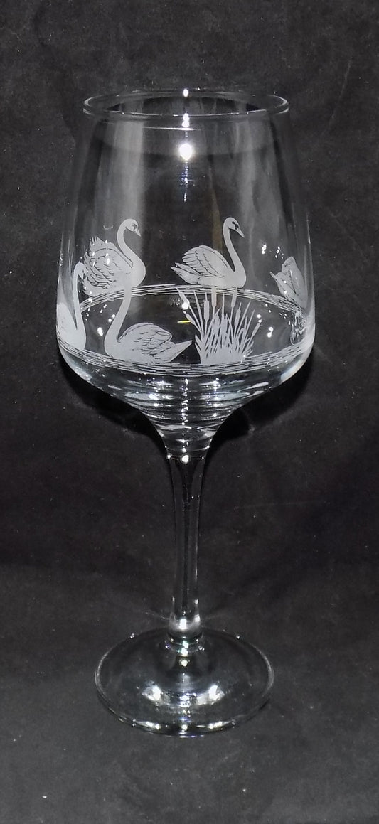 Swan Stemmed Wine Glass